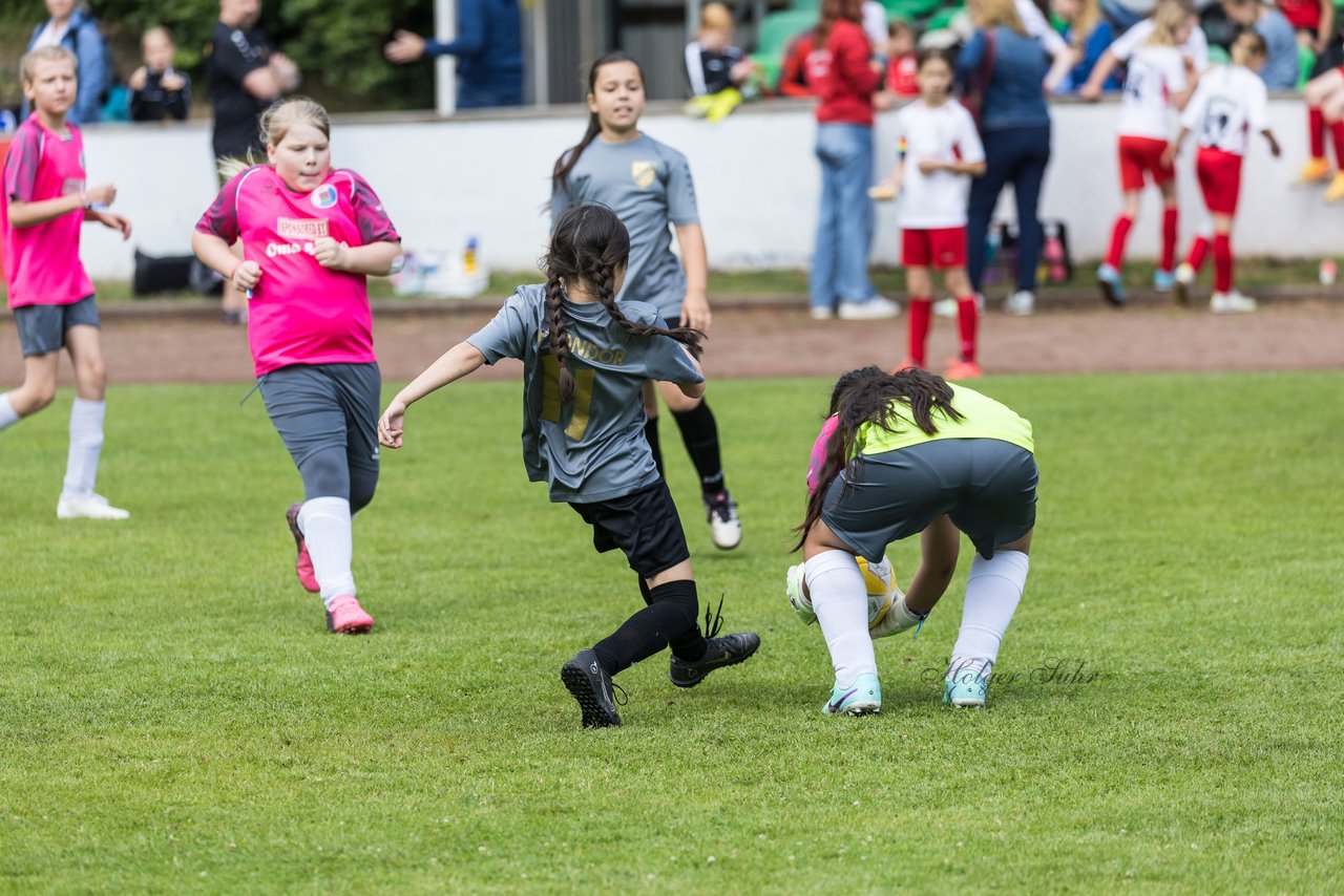 Bild 125 - Loewinnen Cup